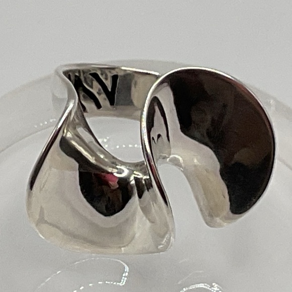 Swirl Ring - Picture 2 of 11